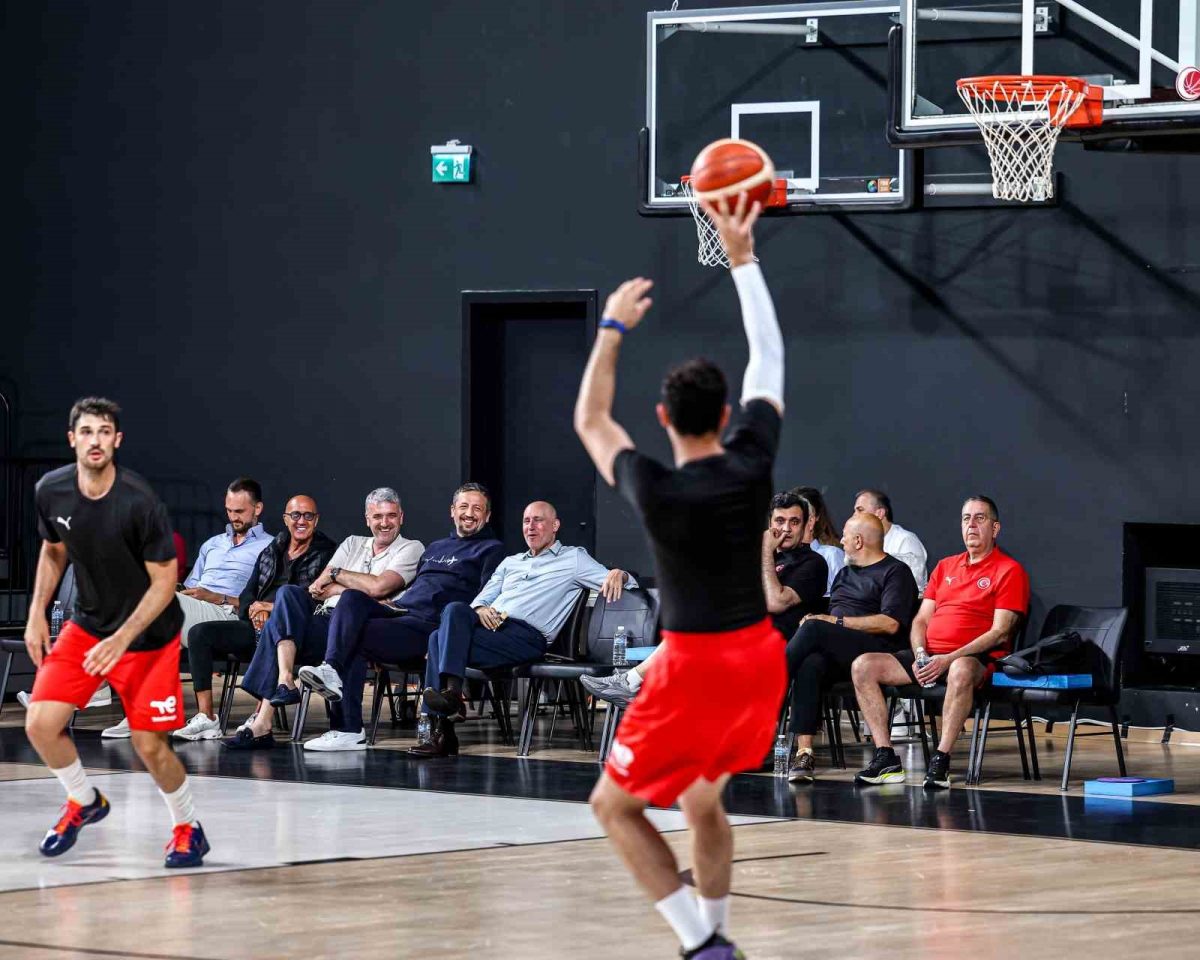 A Milli Erkek Basketbol Takımı Hazırlıklara Başladı - Foto 3