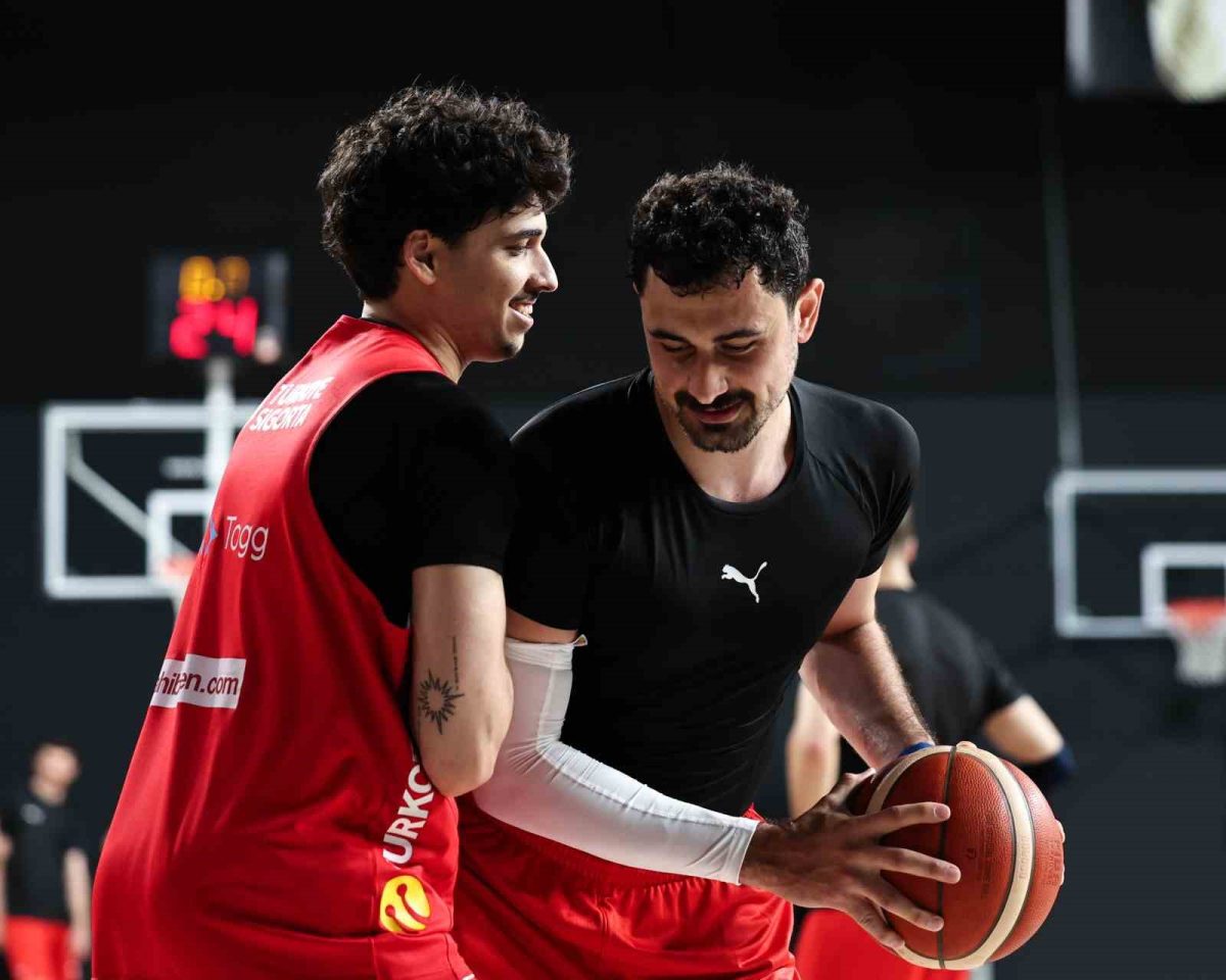 A Milli Erkek Basketbol Takımı Hazırlıklara Başladı - Foto 4
