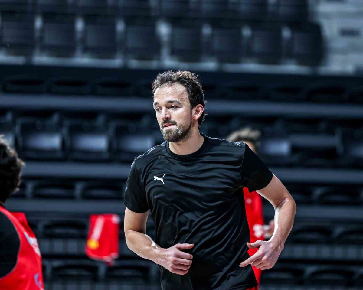 A Milli Erkek Basketbol Takımı Hazırlıklara Başladı - Foto 5