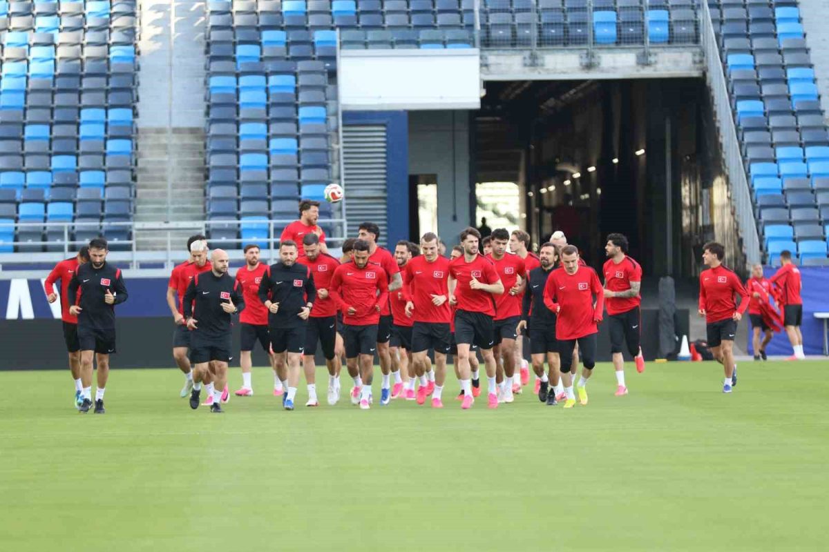 A Milli Futbol Takımı, Los Angeles’taki ilk antrenmanını yaptı