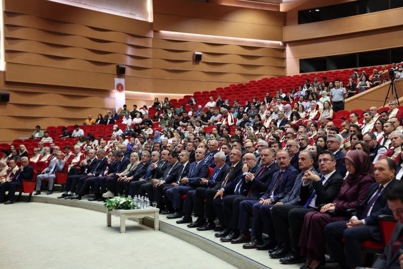 Akdeniz Üniversitesine Spor Dostu Kampüs Ödülü - Foto 2