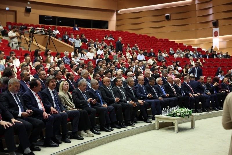 Akdeniz Üniversitesine Spor Dostu Kampüs Ödülü - Foto 3