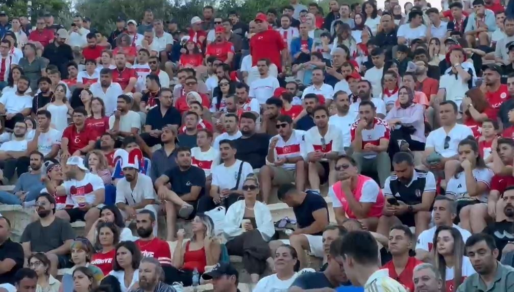 Antiphellos Antik Tiyatrosu'nda Milli Maç Heyecanı - Foto 4