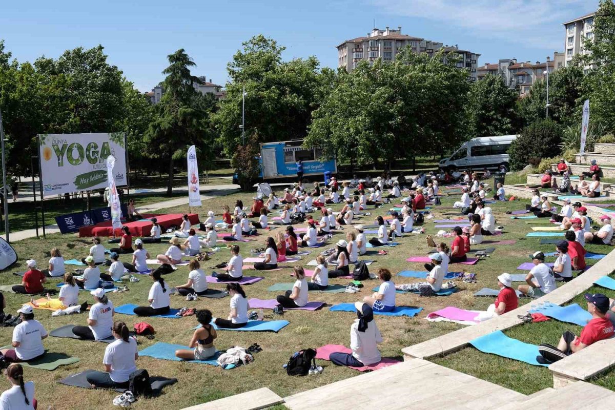 Büyükçekmece'de Dünya Yoga Günü Coşkusu - Foto 2