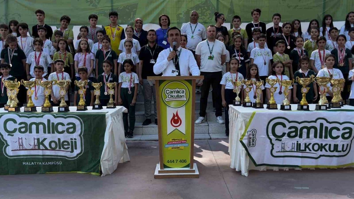 Çamlıca Koleji'nden Sporda Büyük Başarı: 17 Kupa 148 Madalya - Foto 3