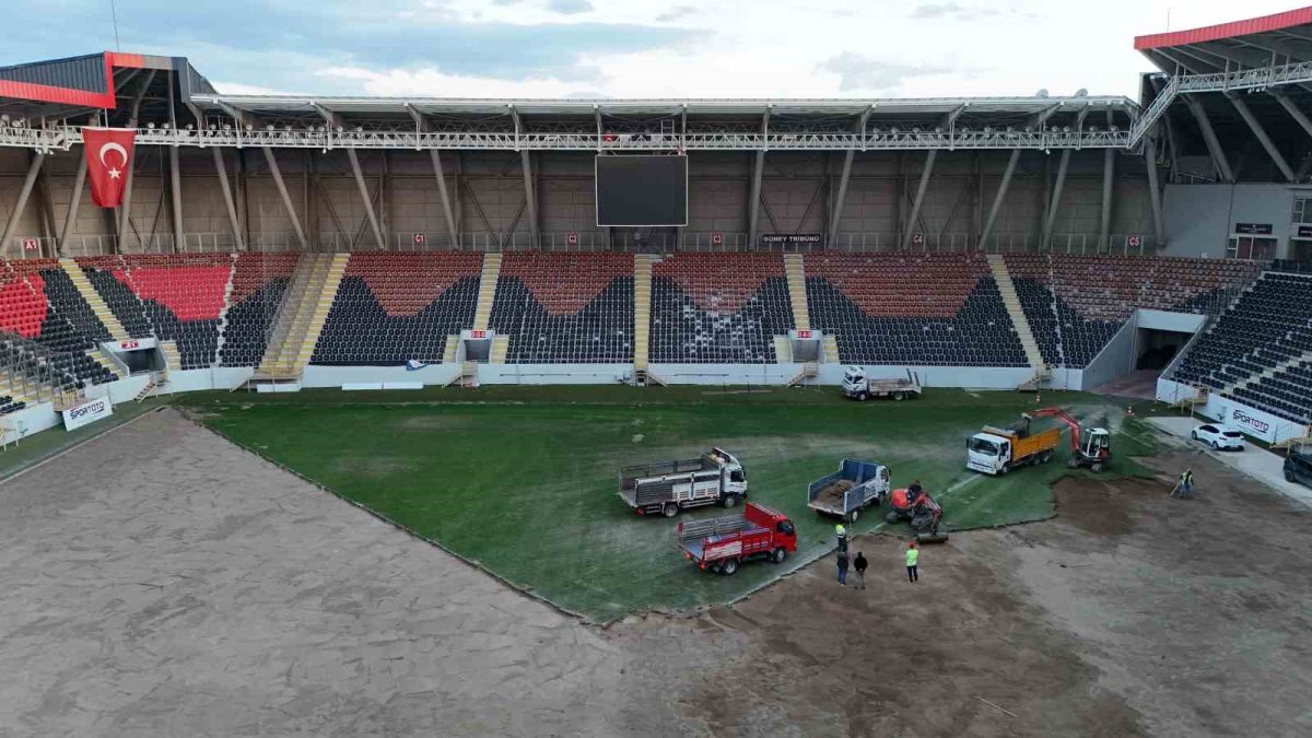 Çorum Şehir Stadyumu Süper Lig İçin Yenileniyor - Foto 3