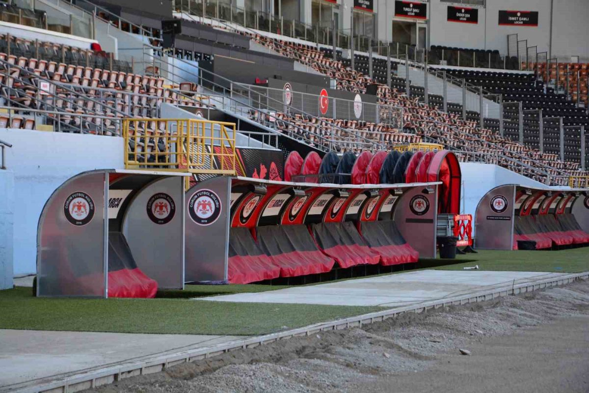 Çorum Şehir Stadyumu Süper Lig İçin Yenileniyor - Foto 7