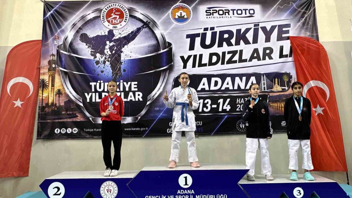 Diyarbakırlı karateciler, Adana’dan 16 madalya ile döndü - Foto 2
