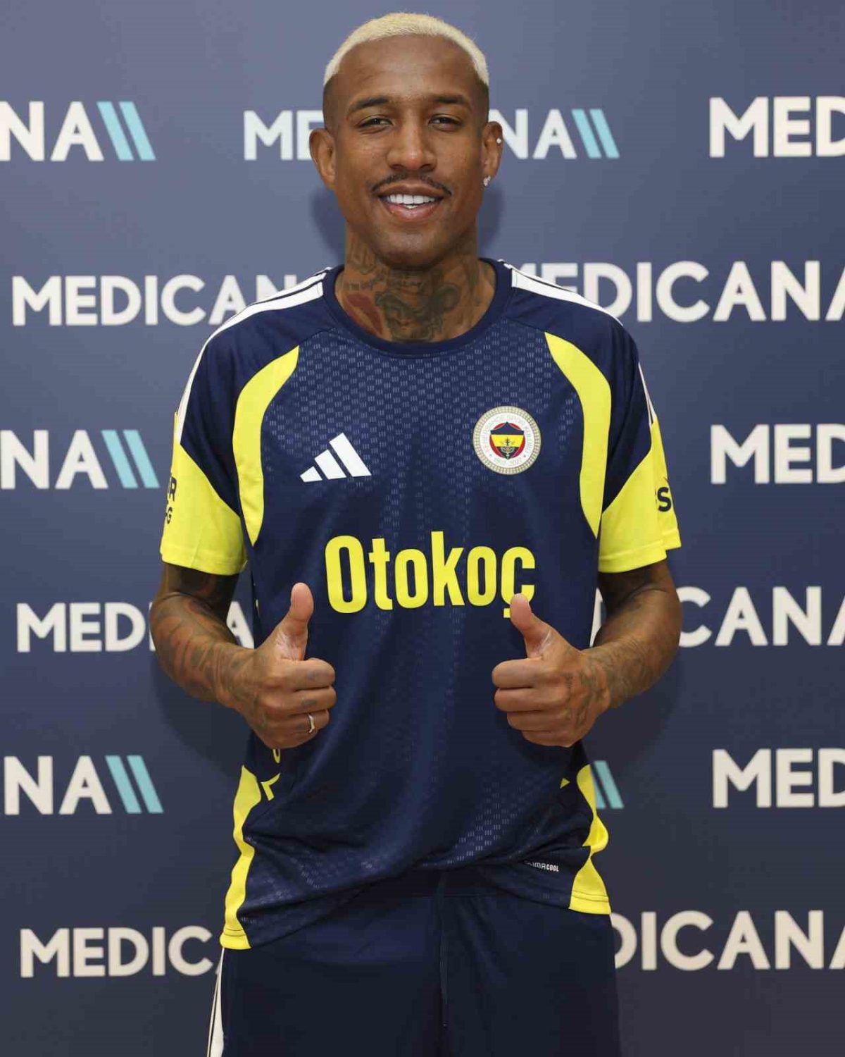 Fenerbahçe'de Futbolcular Sağlık Kontrolünden Geçti - Foto 2