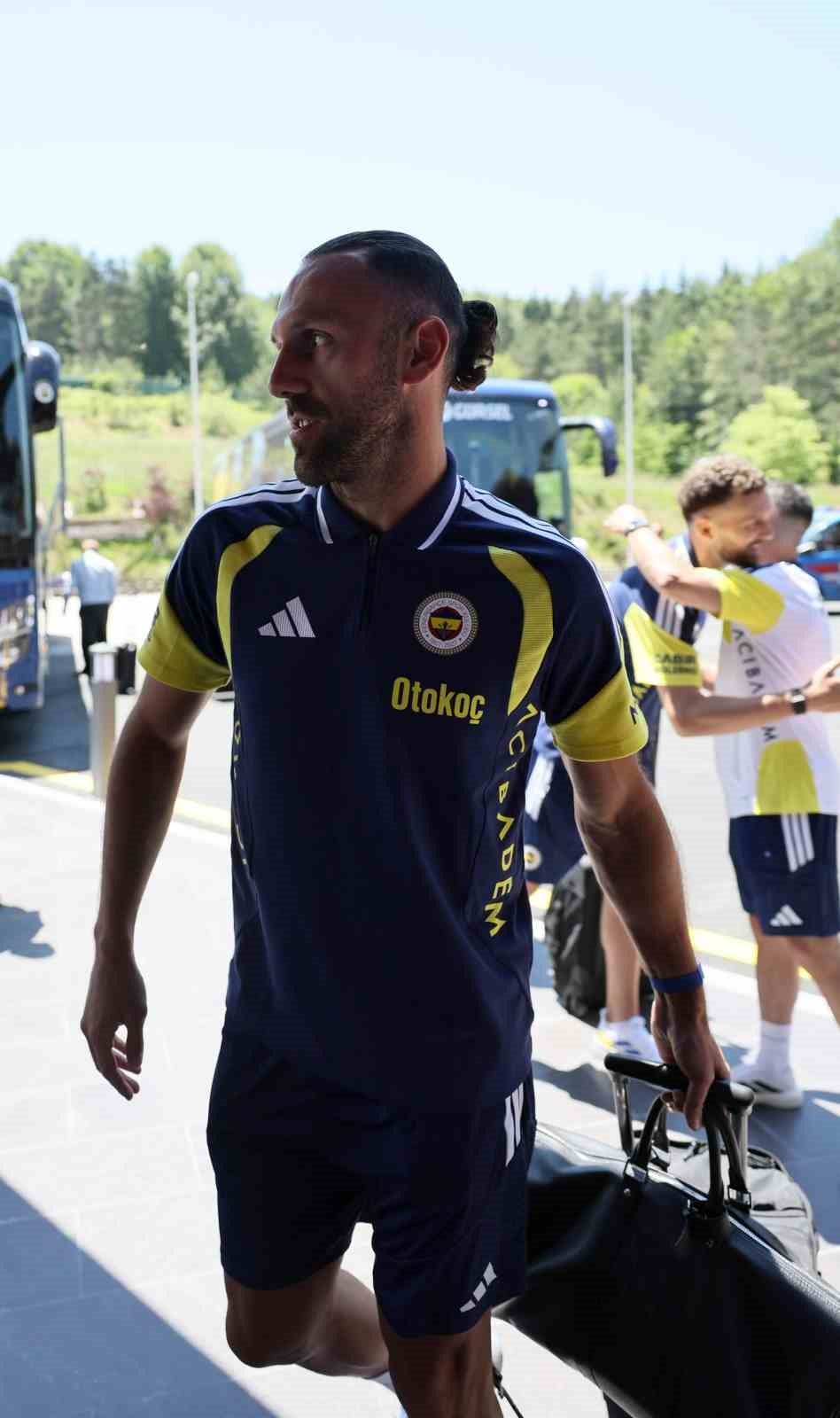 Fenerbahçe'nin Topuk Yaylası Kamp Kadrosu Açıklandı - Foto 2