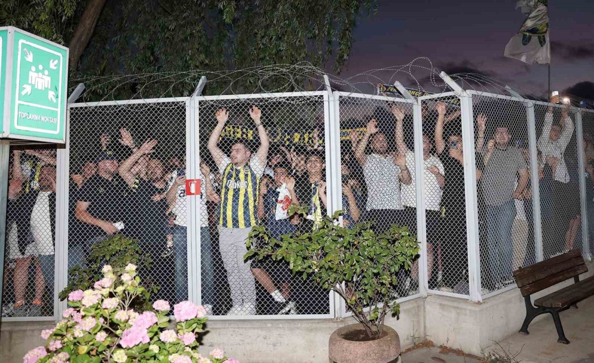 Fenerbahçe'nin Yeni Transferi Vedat Muriqi İstanbul'da - Foto 5