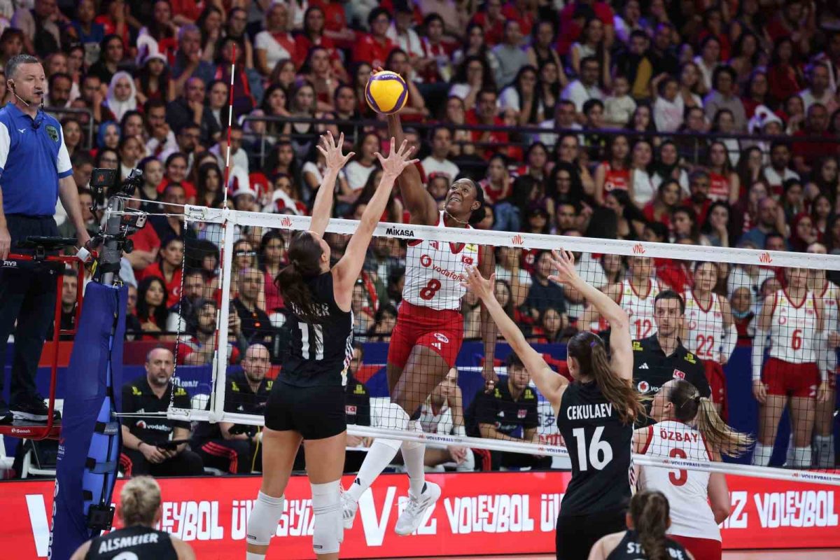 A Milli Kadın Voleybol Takımı, Almanya’yı 3-2 mağlup etti