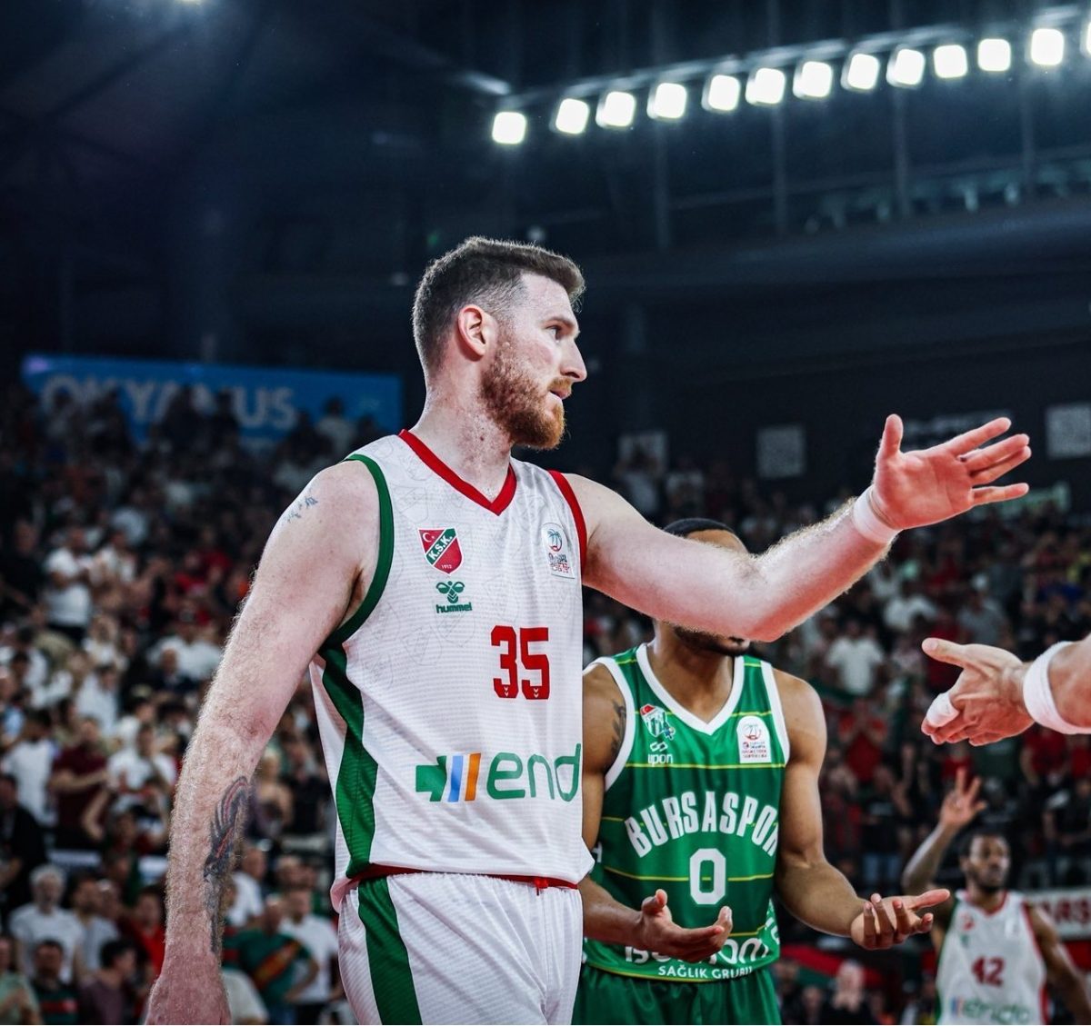 Karşıyaka Basketbol’da iki ayrılık