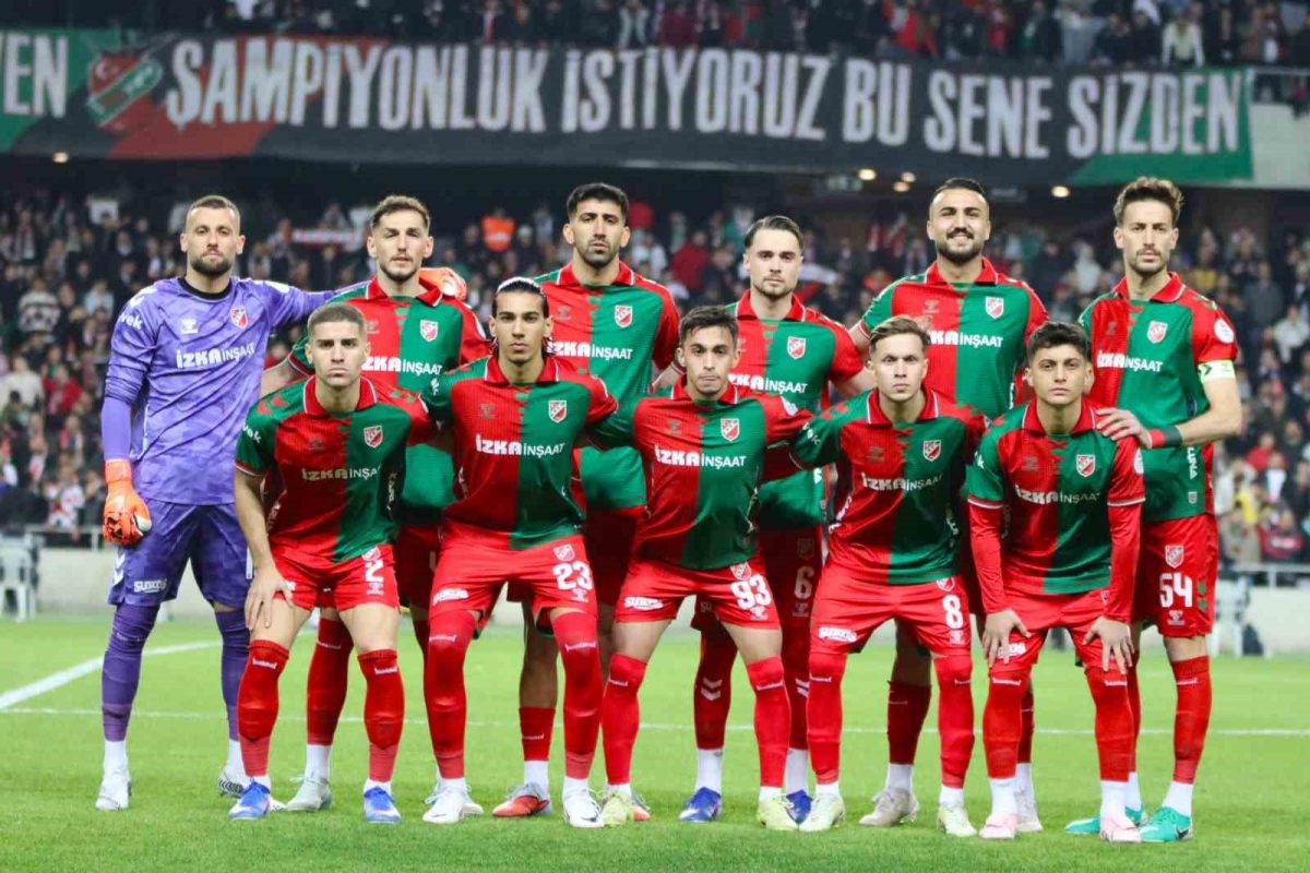 Karşıyaka'da Transfer Harekatı Başlıyor