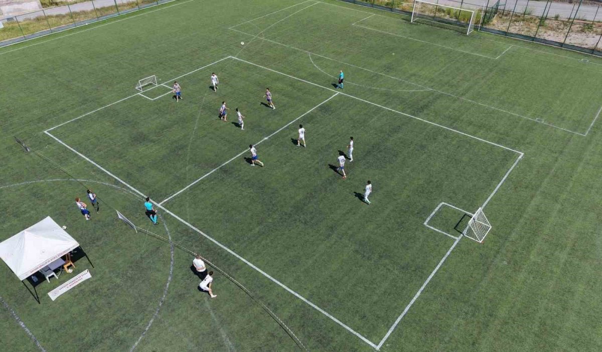Kayseri’de 5x5 Futbol Gençlik Kupası başladı