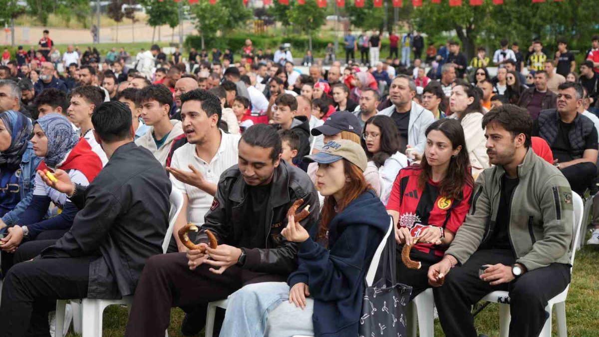 Kırıkkale’de gençler, ilk kez Dünya Kupası heyecanı yaşadı - Foto 2