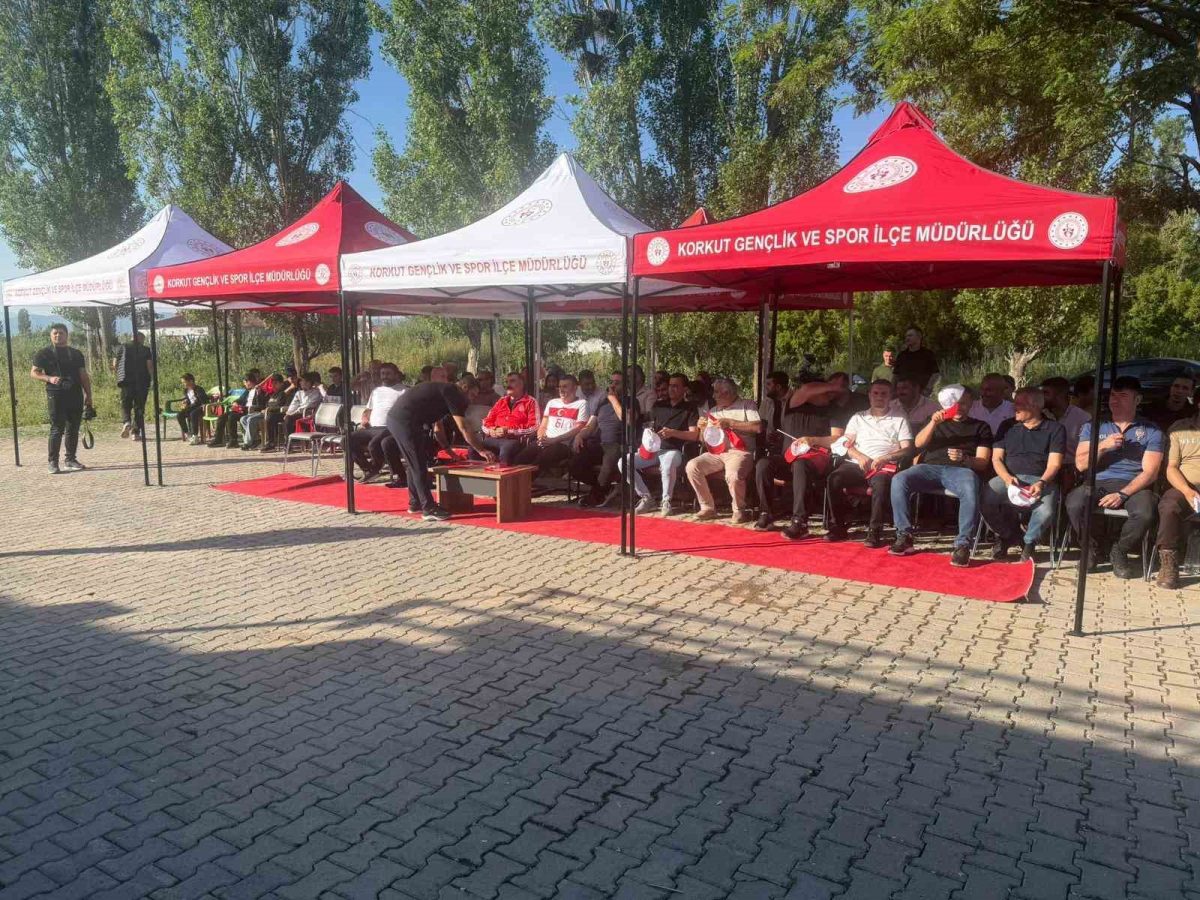 Korkut’ta milli heyecan dev ekrana taşındı - Foto 4