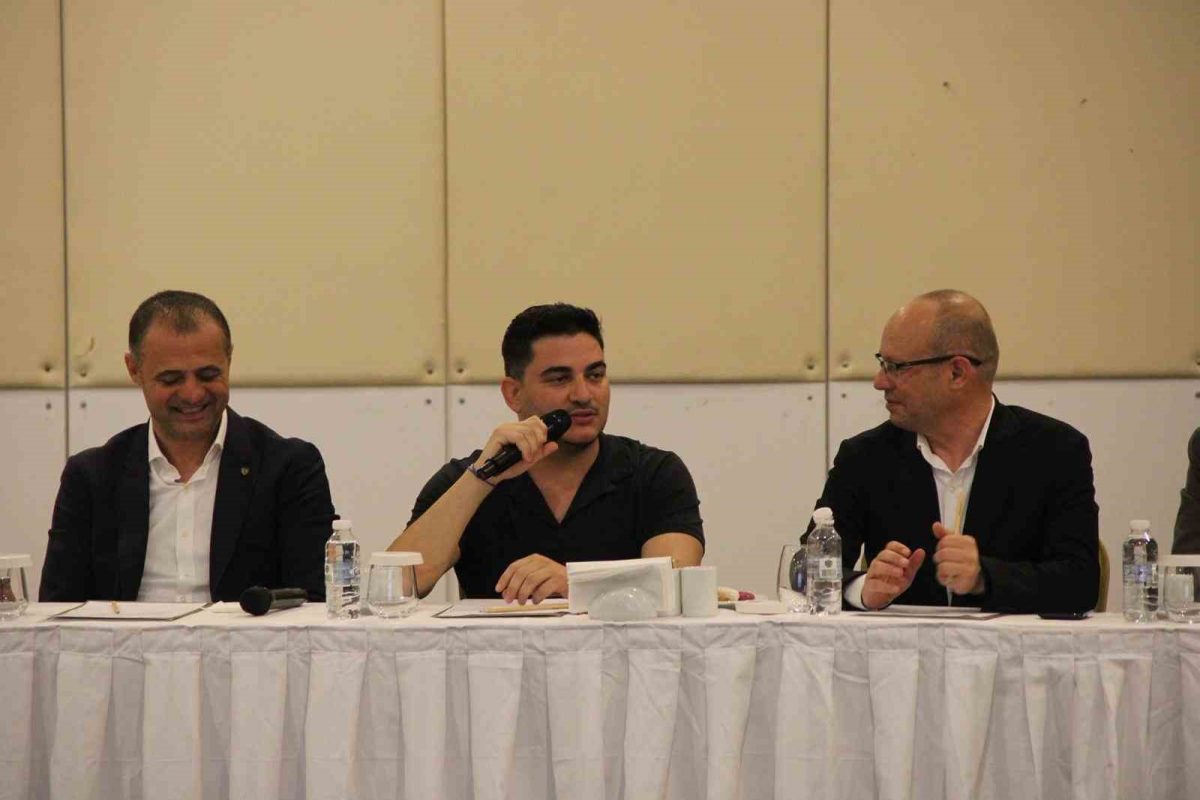 Muğlaspor Yönetimi İlk Toplantısını Yaptı - Foto 2