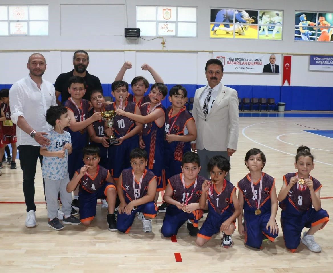 Sivas'ta Minikler Basketbol İl Birinciliği Tamamlandı