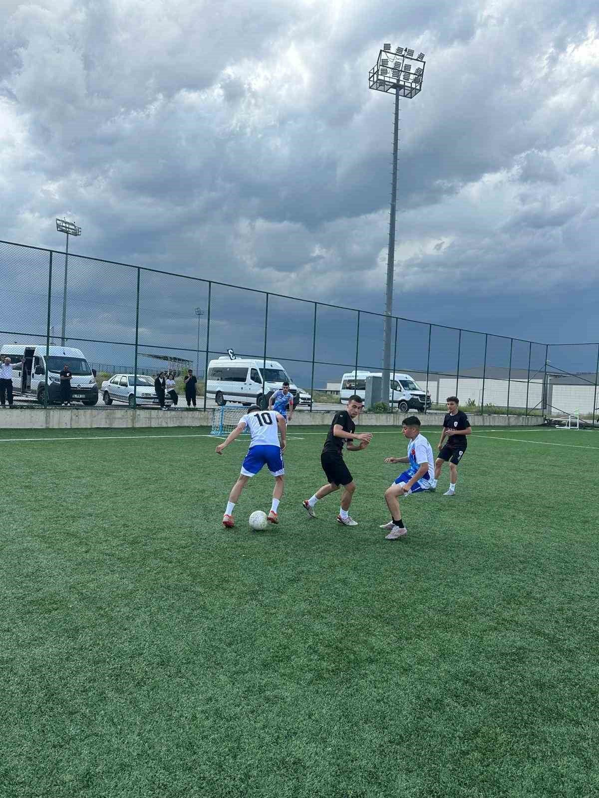 Sokaklar Bizim 5x5 Futbol Turnuvası Erzurum'da Başladı - Foto 6
