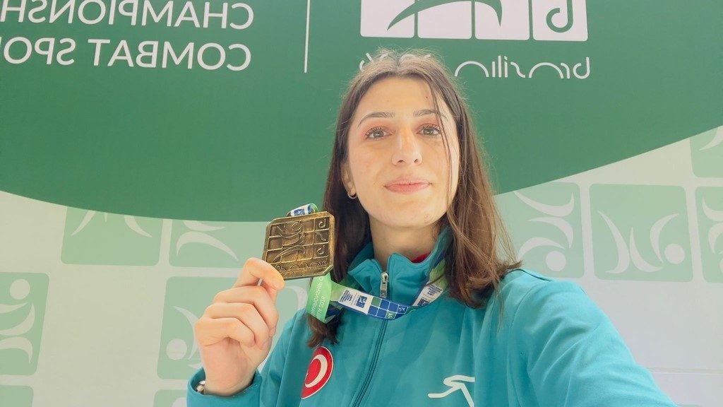 BEUN’lu Millî Sporcu Sude Nur Basancı’dan bir dünya şampiyonluğu daha