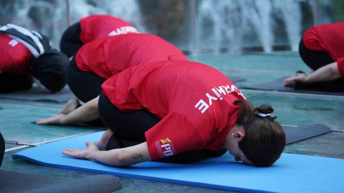Tomara Şelalesi'nde Dünya Yoga Günü Etkinliği - Foto 7