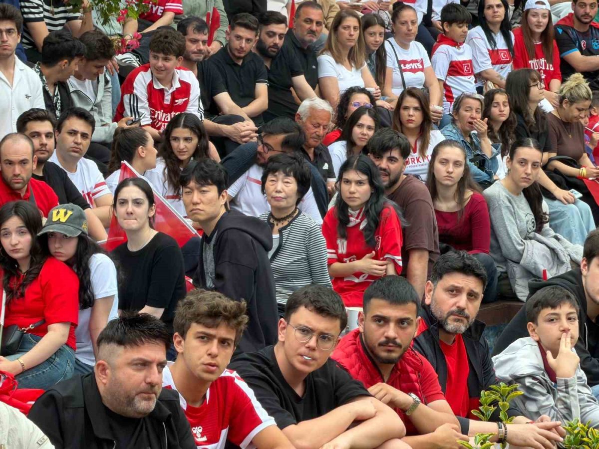 Trabzon’da milli maç heyecanı yerine hüzne bıraktı - Foto 4