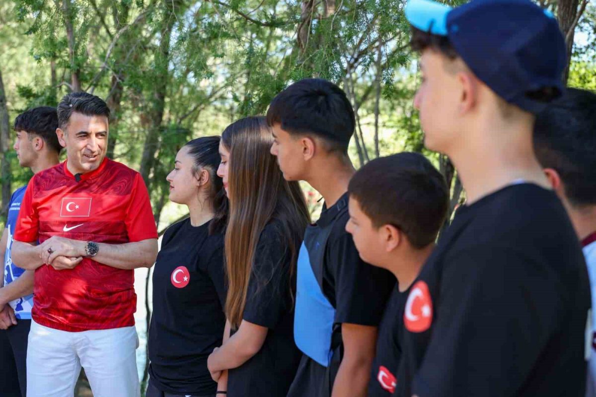 Tunceli'de Kano Akarsu Slalom Bahar Kupası Başladı - Foto 3