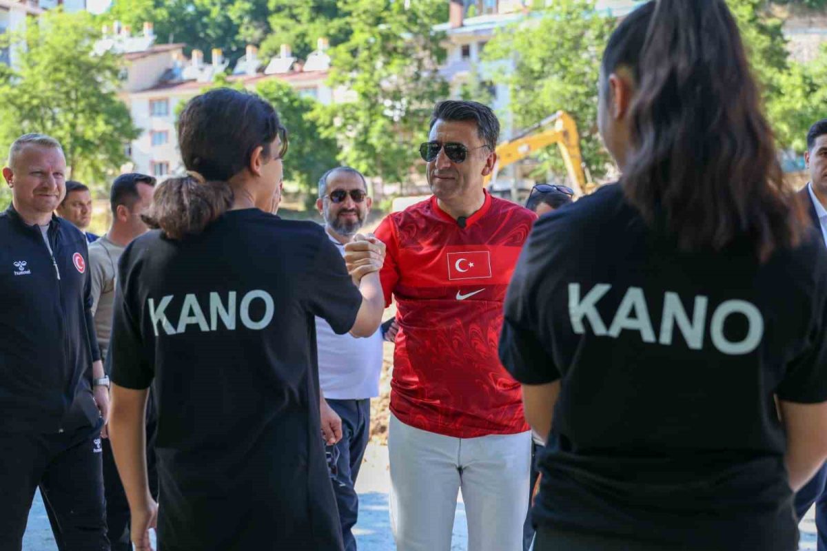 Tunceli'de Kano Akarsu Slalom Bahar Kupası Başladı - Foto 4