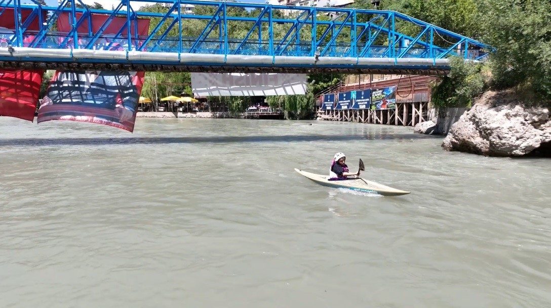 Tunceli'de Kano Akarsu Slalom Bahar Kupası Başladı - Foto 7
