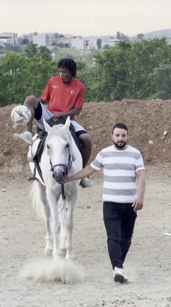 Yerli Camavinga'dan İznik Gölü Üzerinde Sıra Dışı Şov - Foto 6