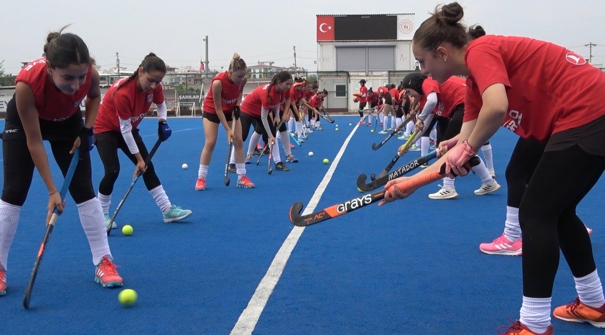 A Milli Kadın Hokey Takımı'nın Hedefi Avrupa Şampiyonluğu - Foto 2