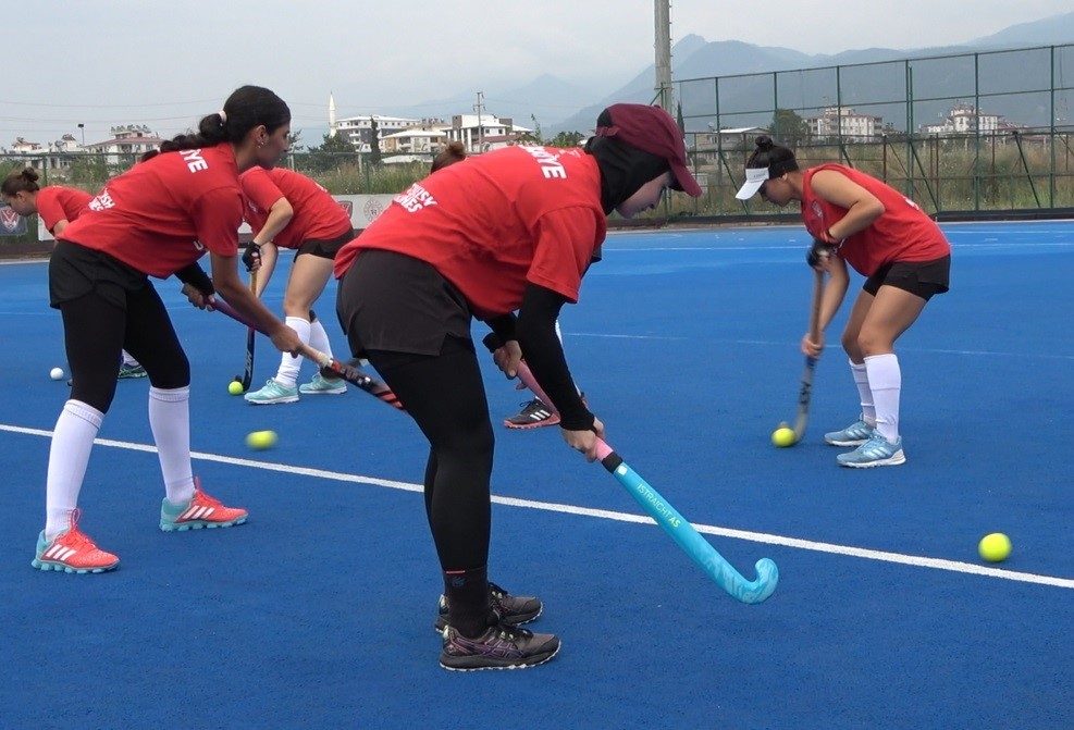 A Milli Kadın Hokey Takımı'nın Hedefi Avrupa Şampiyonluğu - Foto 5