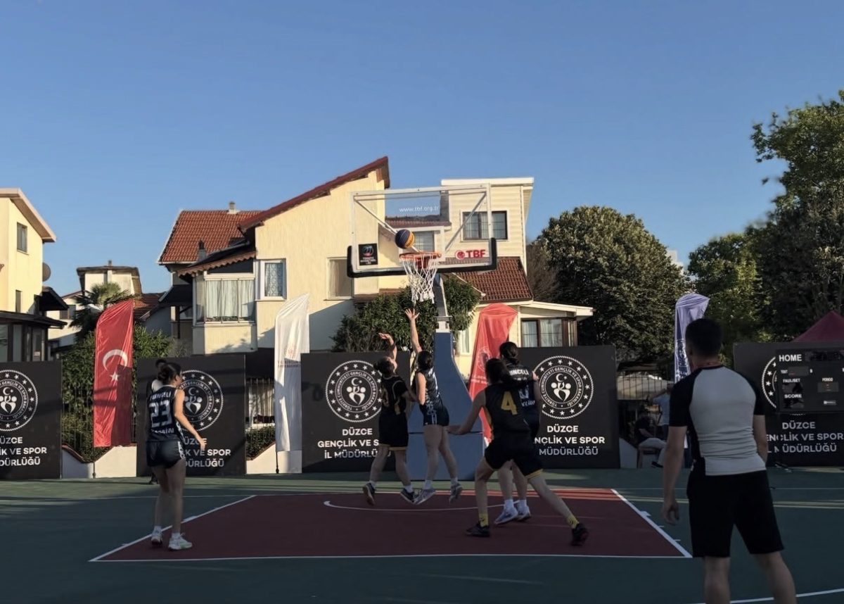 Akçakoca’da 3x3 sokak basketbolu şampiyonları Bolu ve Muğla oldu - Foto 6