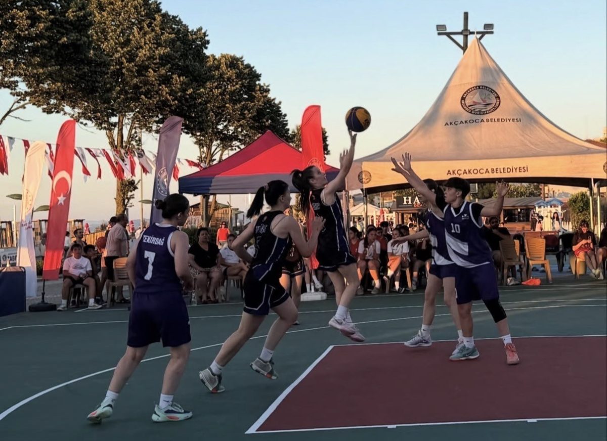 Akçakoca’da 3x3 sokak basketbolu şampiyonları Bolu ve Muğla oldu
