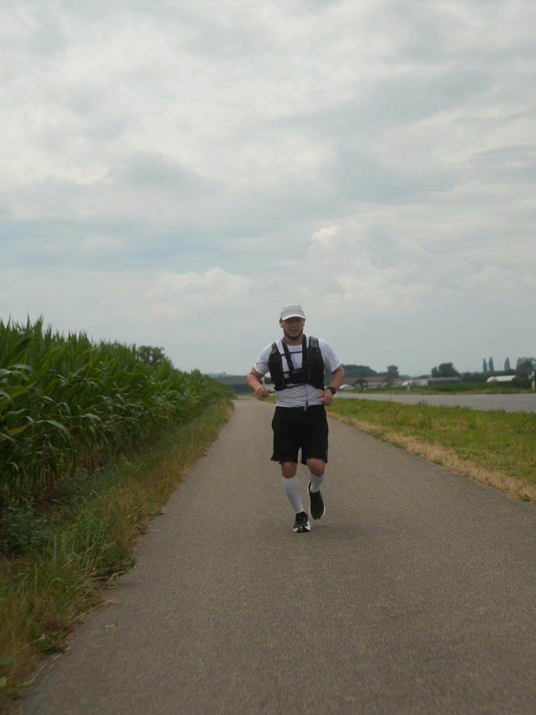 Almanya'dan Buldan'a Koşuyor: Mustafa Güzel'in Maratonu - Foto 2