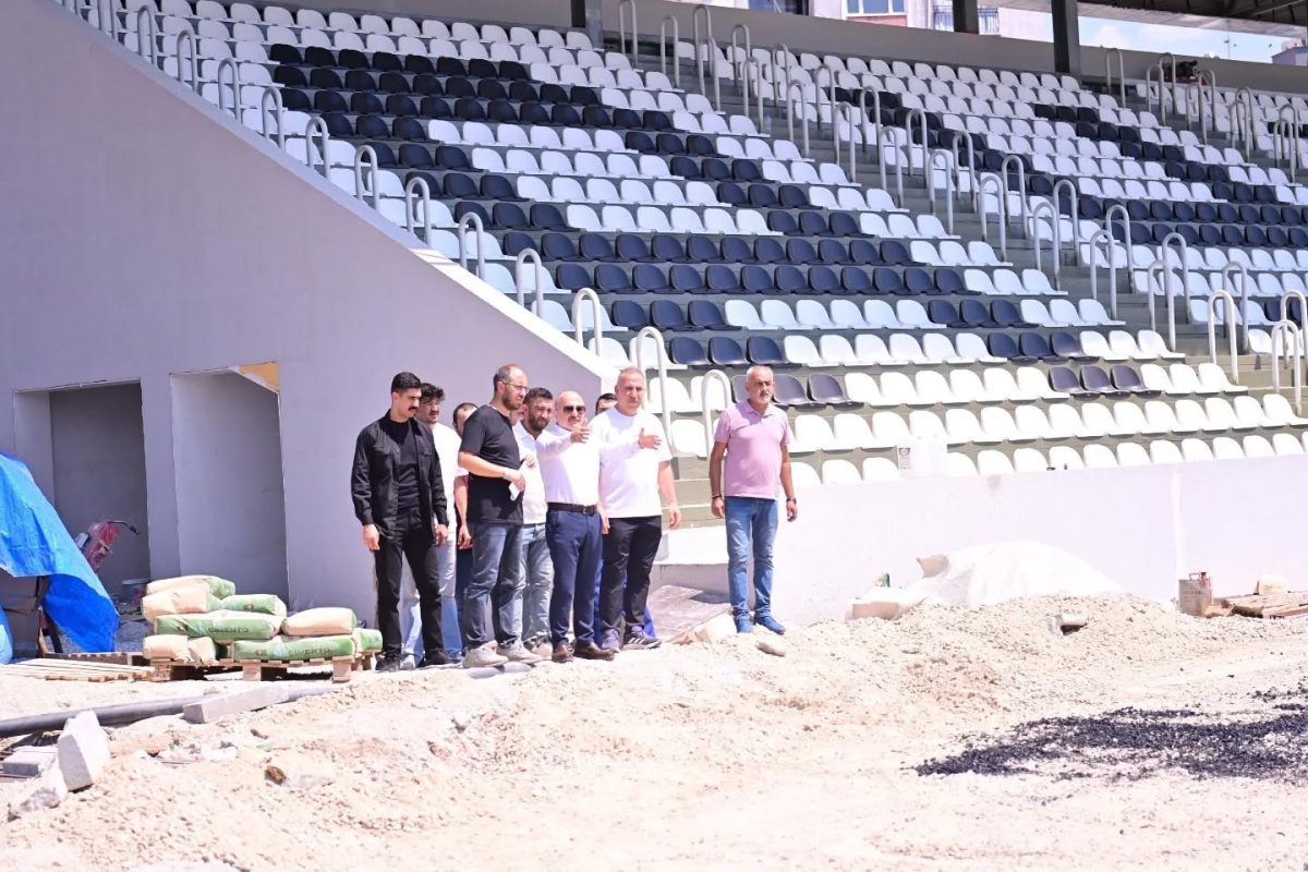 Aydın Adnan Menderes Stadyumu İnşaatı Sürüyor