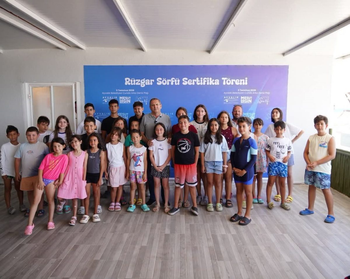Ayvalık'ta Çocukların Rüzgâr Sörfü Eğitimi Tamamlandı - Foto 2