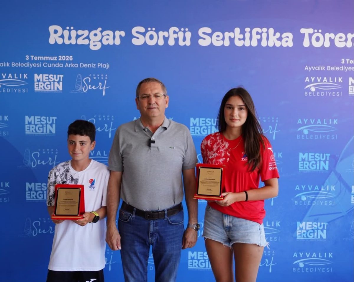 Ayvalık'ta Çocukların Rüzgâr Sörfü Eğitimi Tamamlandı - Foto 4