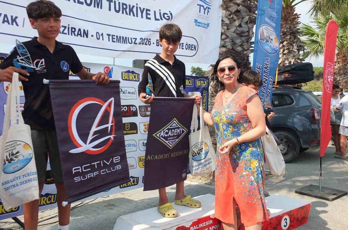 Balıkesir'de Rüzgar Sörfü Türkiye Ligi Yarışları Tamamlandı - Foto 4