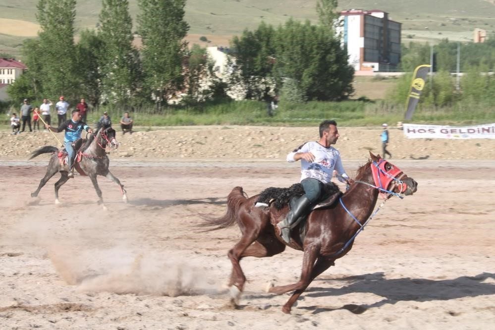 Bayburt'ta Cirit İl Eleme Müsabakaları Başlıyor