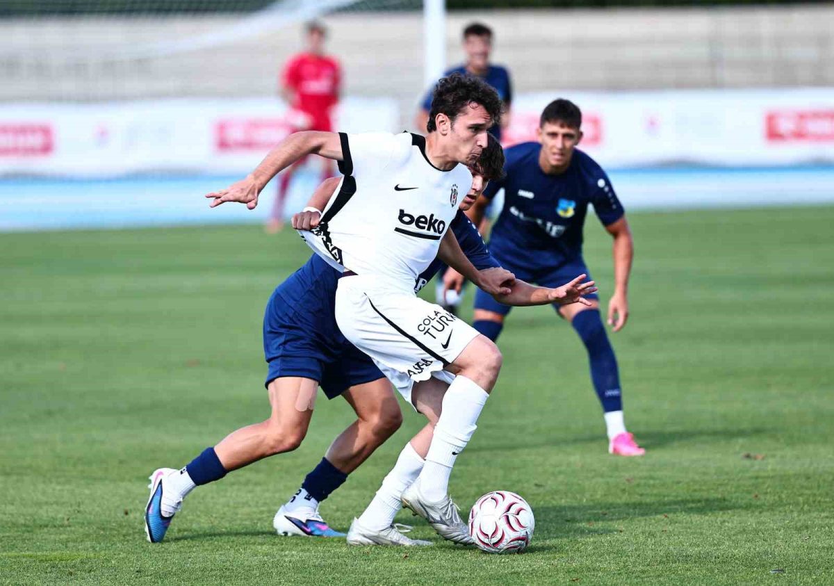 Beşiktaş, Gyirmot'u Hazırlık Maçında 2-1 Yendi - Foto 6