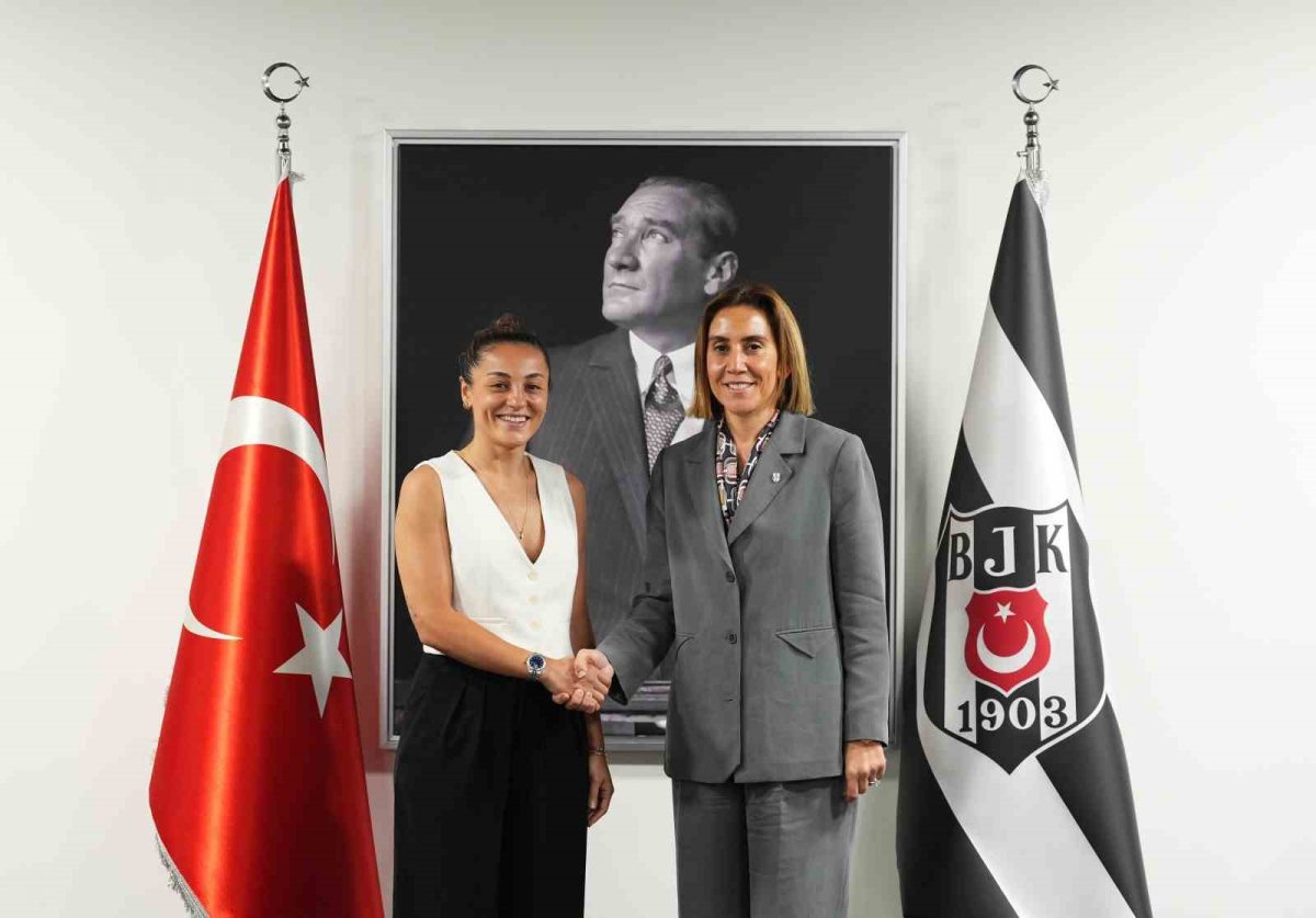 Beşiktaş Kadın Futbol Takımı, Didem Karagenç’e emanet - Foto 2