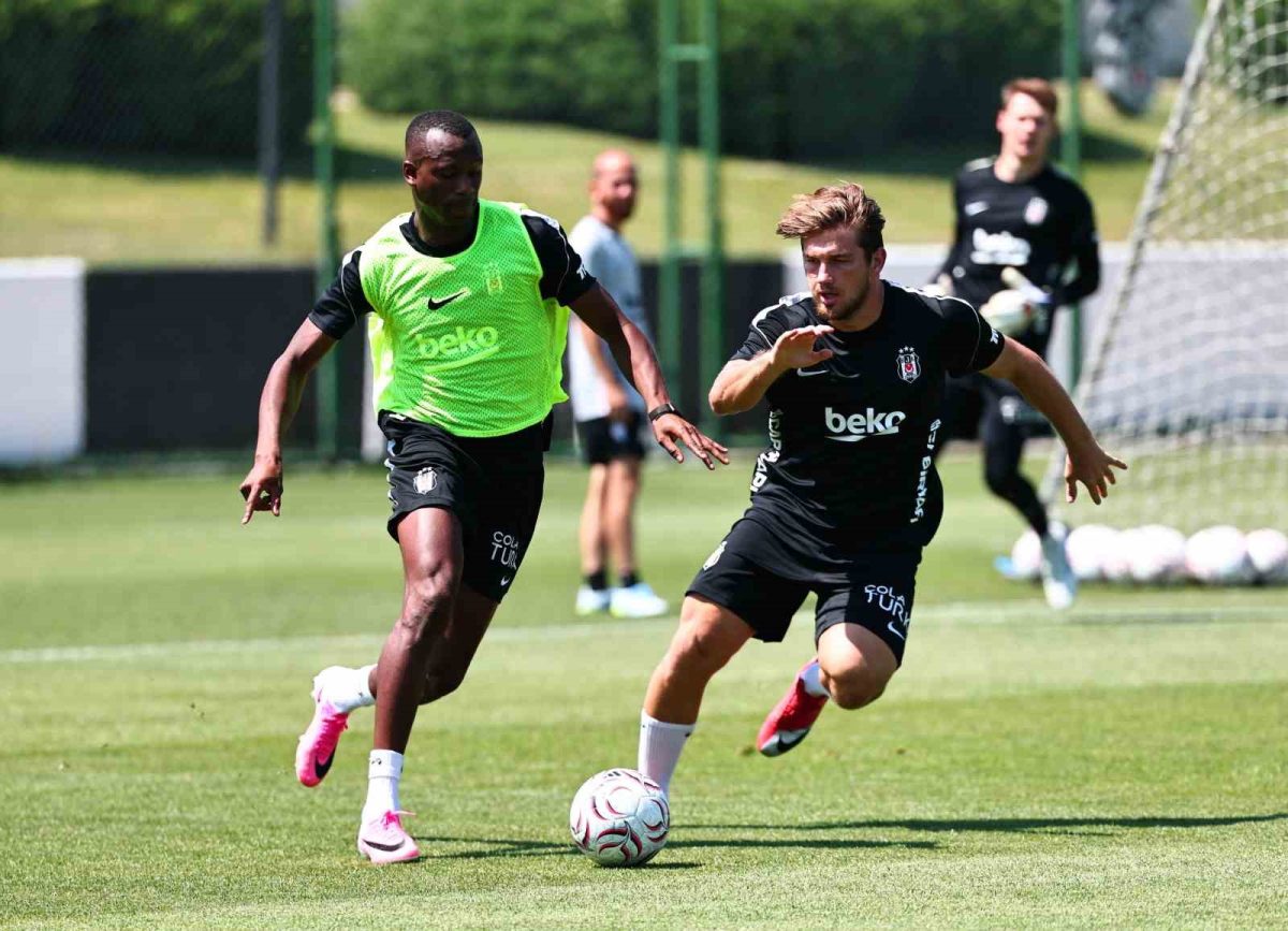 Beşiktaş’ta FC Midtjylland maçı hazırlıkları devam etti - Foto 2