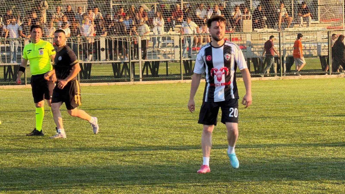 Bolu’da 58 köyün katıldığı futbol turnuvası coşkuyla başladı - Foto 3