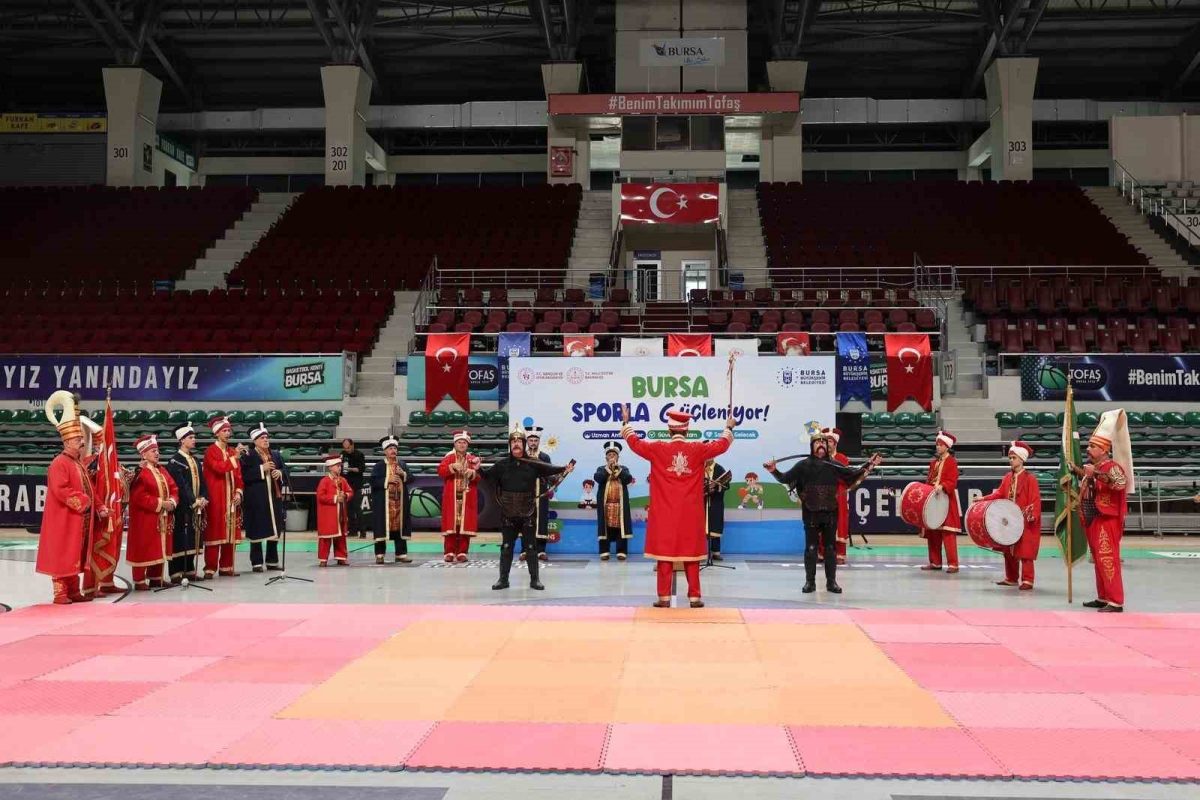 Bursa'da 30 Bin Çocuk Yazı Sporla Geçirecek - Foto 7