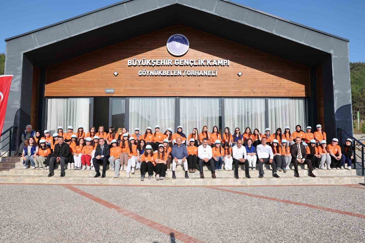 Bursa'da Gençlik Kampı Heyecanı Başladı