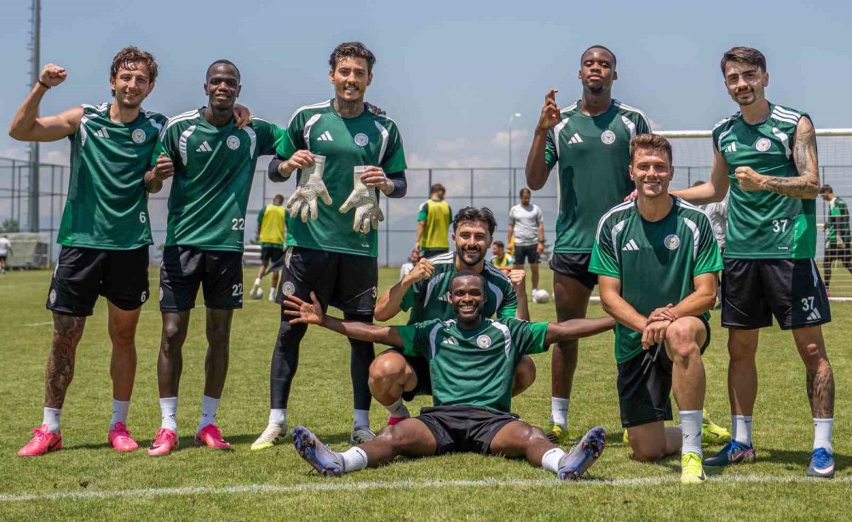 Çaykur Rizespor'un Erzurum Kampı Hazırlık Maçları Netleşti - Foto 3