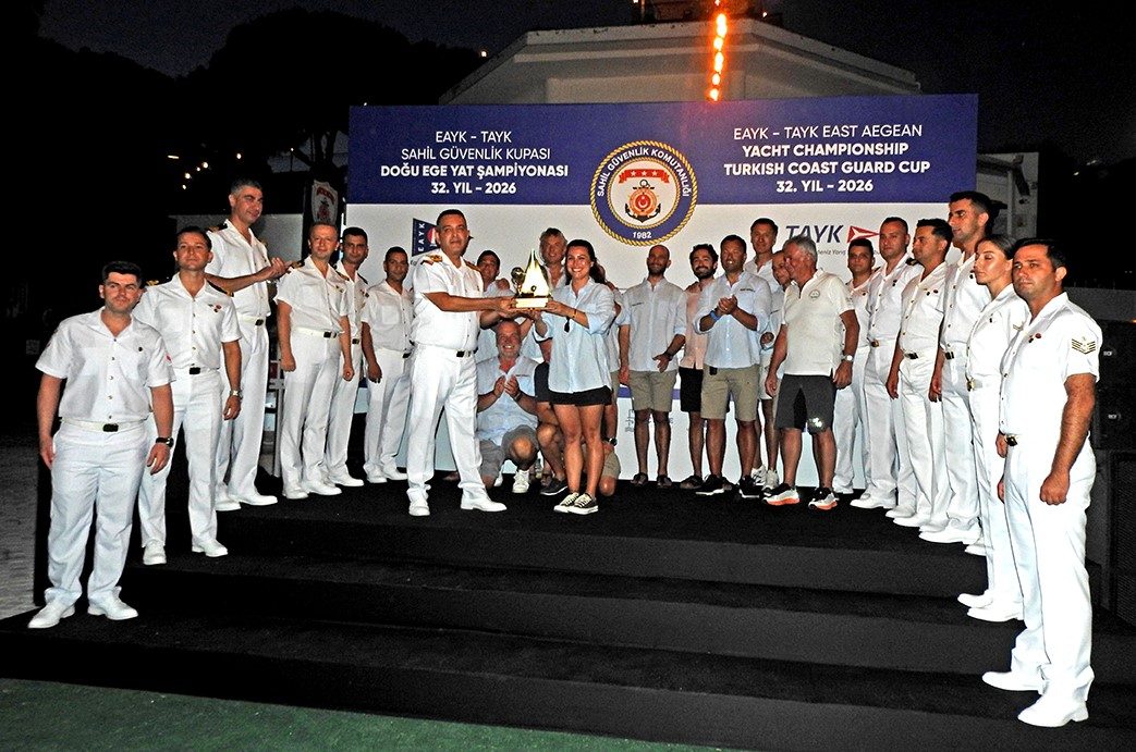 Çeşme’de yelken şöleni ödül töreniyle sona erdi - Foto 4