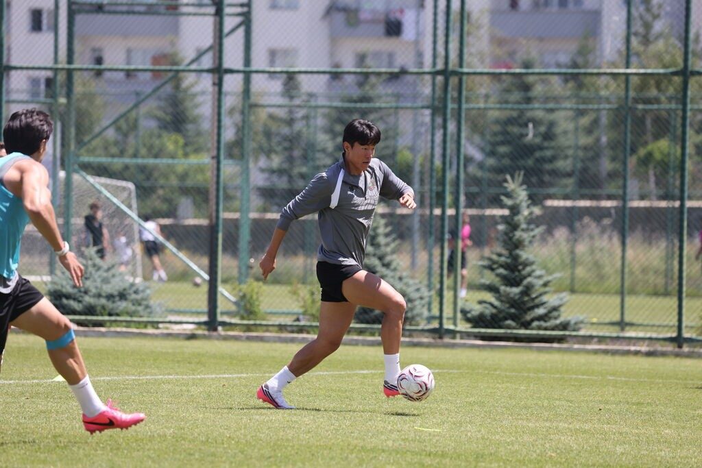 Corendon Alanyaspor, Erzurum kampına başladı - Foto 4